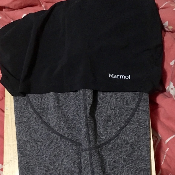 Marmot Leggings with Skirt Cover - Picture 2 of 3